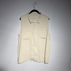 Liz Claiborne Beige Sleeveless Button Down Shirt